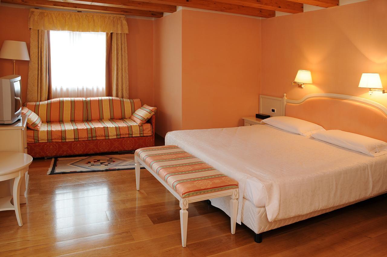 Hotel Dolomiti Moena Exterior photo